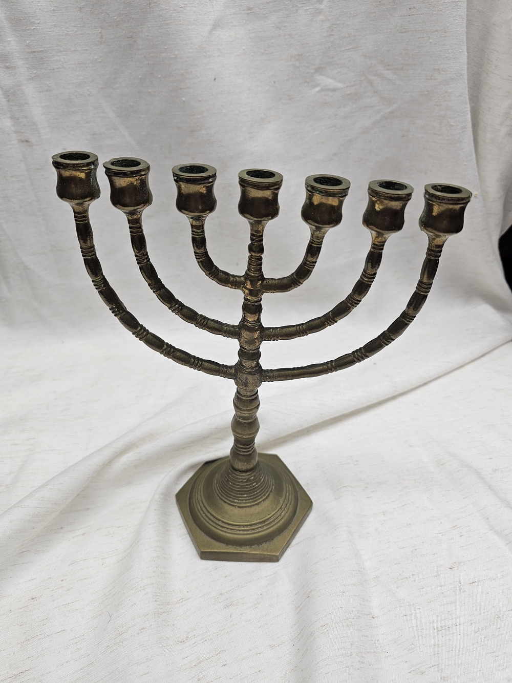 Vintage Dilly Mfg. Co. 7-Light Brass Candelabra | Mid-Century Candle Holder